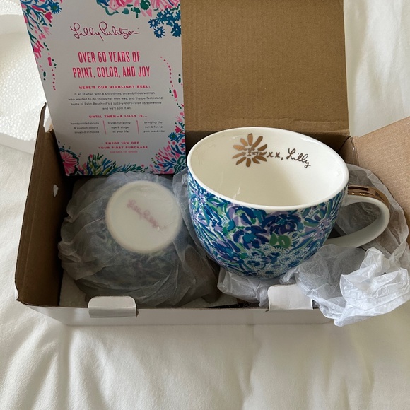 Lilly Pulitzer Kitchen Lilly Pulitzer Coffee Mugs Set Of 2 Poshmark